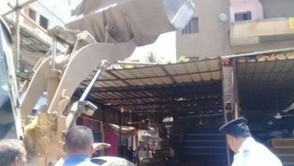 الأجهزة التنفيذية بالمحافظات تشن حملات تنفيذية لضبط الخارجين عن القانون.. رفع الإشغالات والتعديات بالشوارع .. التفتيش على المحلات والأسواق.. وإجراءات مشددة ضد المخالفين