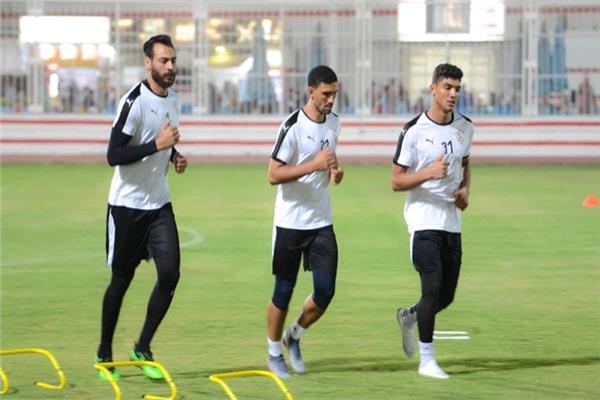 تدريبات إضافية لحراس الزمالك في مران الفريق
