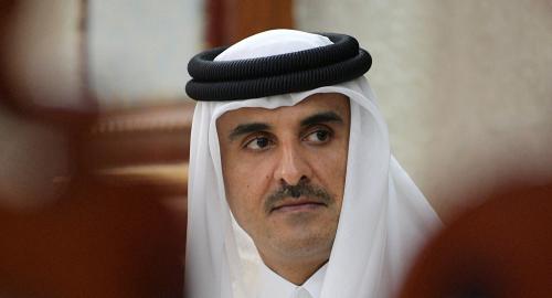 تميم وماكرون يناقشان الوضع في ليبيا