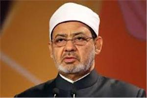 شيخ الأزهر يتبرع بمبلغ مالي لبيت الزكاة والصدقات المصري دعمًا للتكافل الاجتماعي