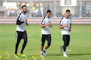 تدريبات إضافية لحراس الزمالك في مران الفريق