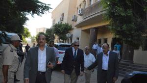محافظ المنيا يتابع إجراءات استخراج التراخيص بمشروع المحاجر 